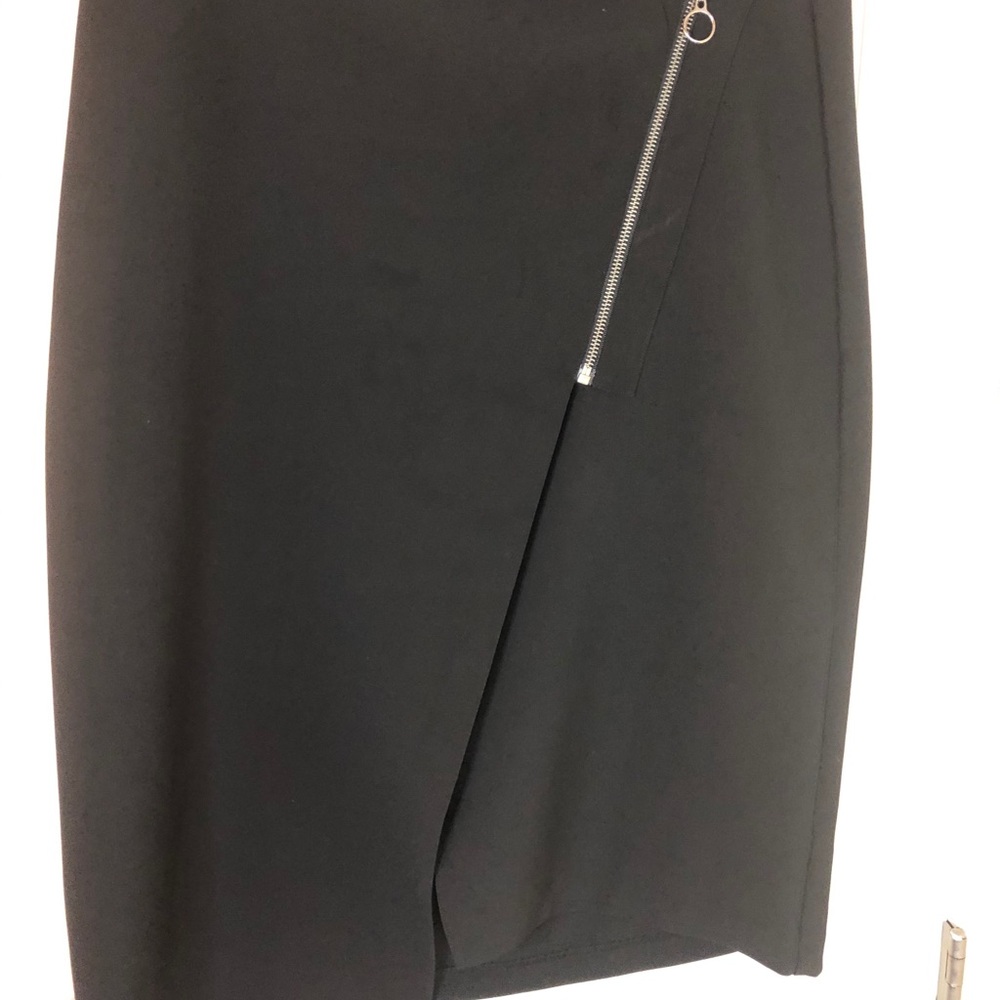 Bold Elements Asymmetrical Blk Wrap Skirt Sz 14